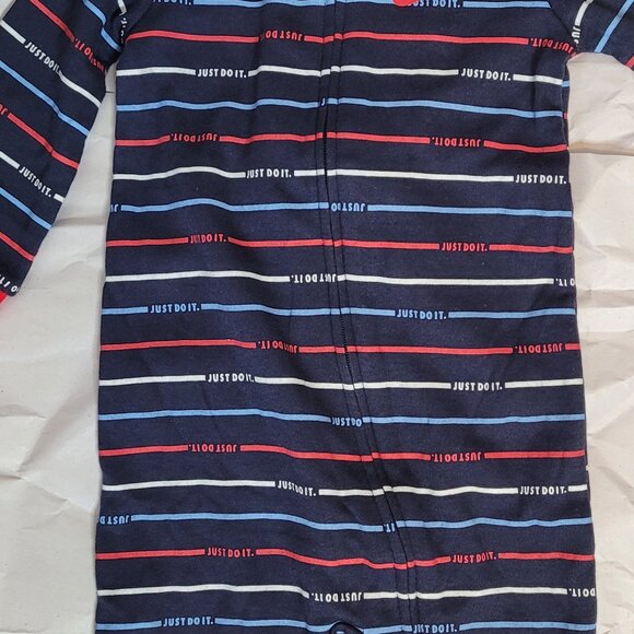 Nike Baby Boys Striped Long Sleeve Onesie with Full Zip & "Just Do It" 9 Mos - Picture 6 of 12